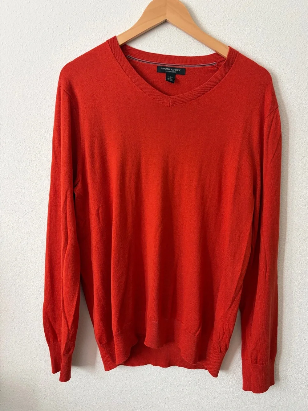 Banana Republic Luxury Blend Silk Cashmere V-Neck Sweater Men's Size L